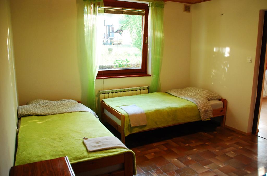 Budget Homestay Кобарид Стая снимка